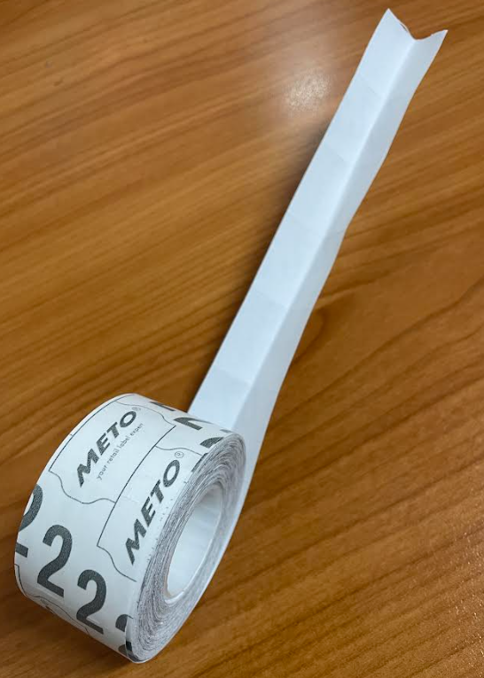 Replacing a label roll in a large METO 1829 & 3329 pricing gun